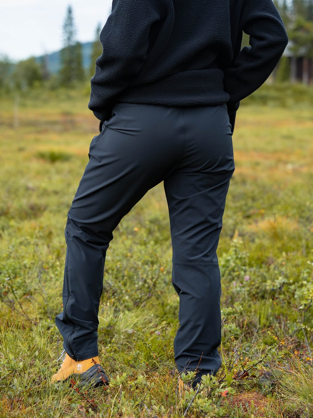 Peak Performance W Scale Softshell Pants BLACK
