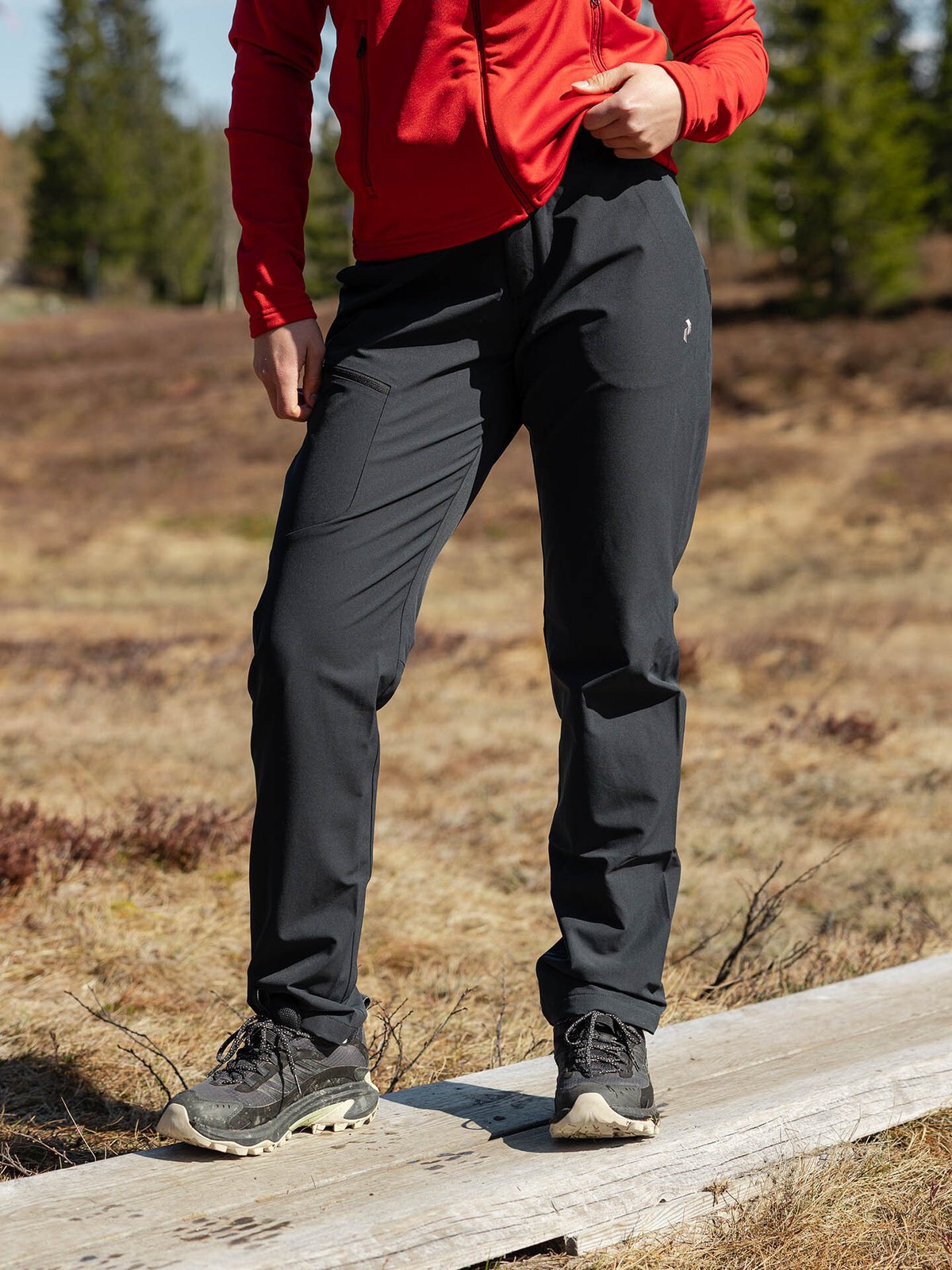 Peak Performance W Scale Softshell Pants BLACK