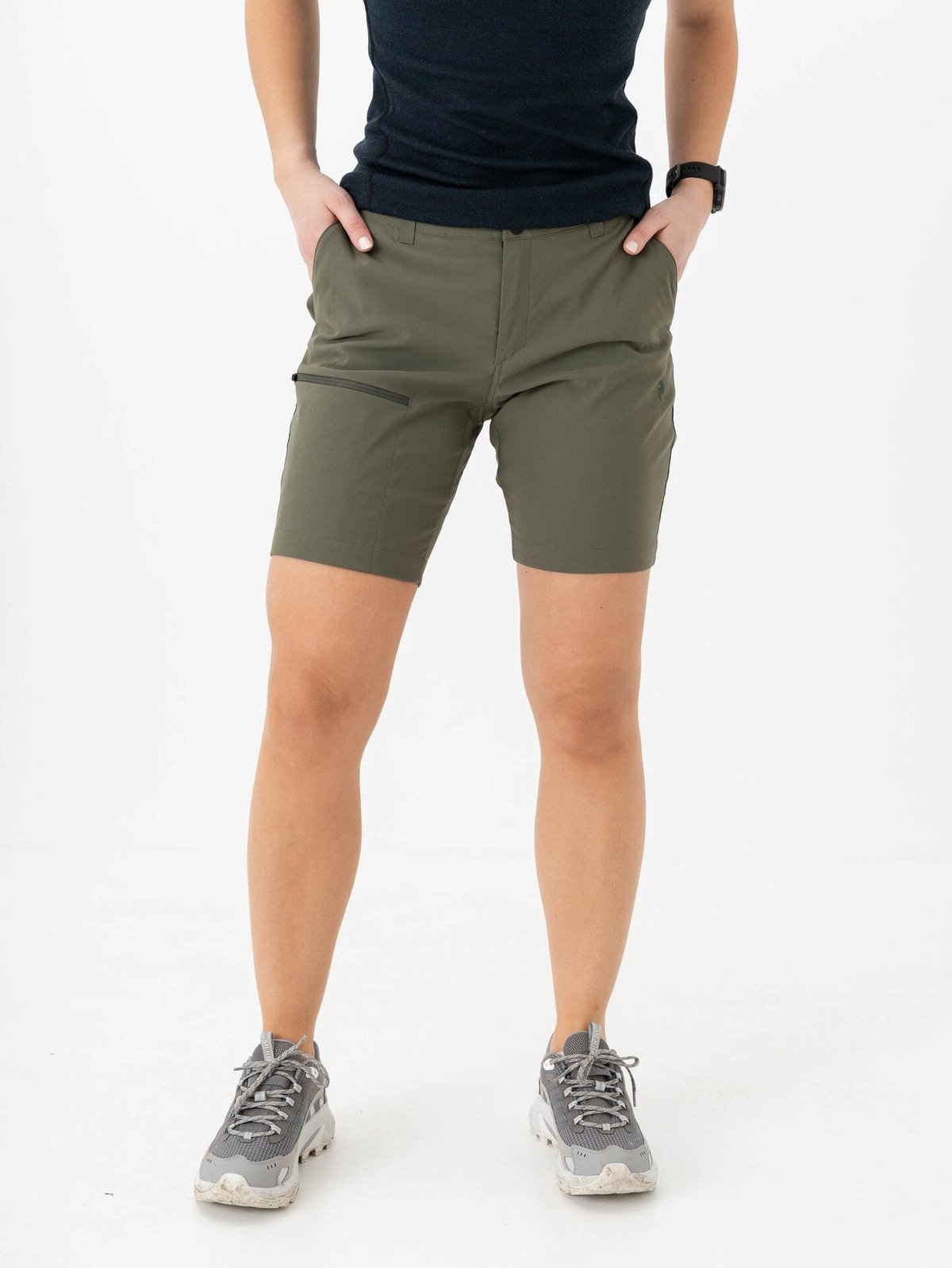 Peak Performance Iconiq Shorts Pine Needle