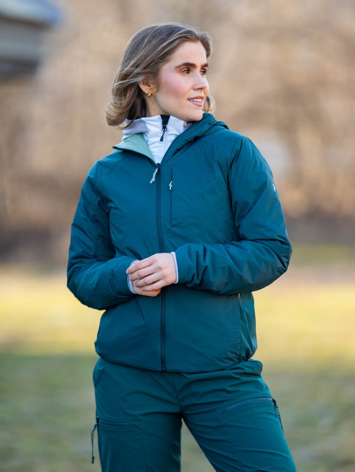 Peak Performance Freelight Reversible Insulated Hood Jacket Women Ponderosa Pine / Green Valley