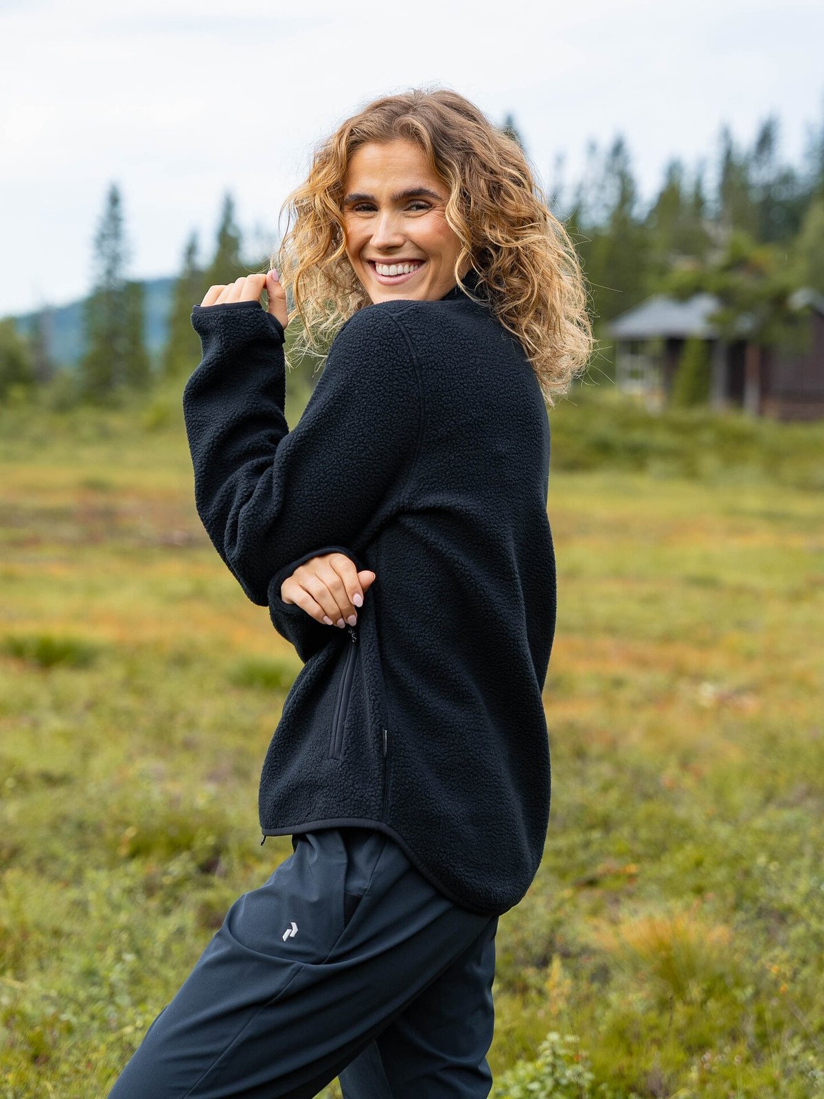 Peak Performance Pile Zip Jacket Black