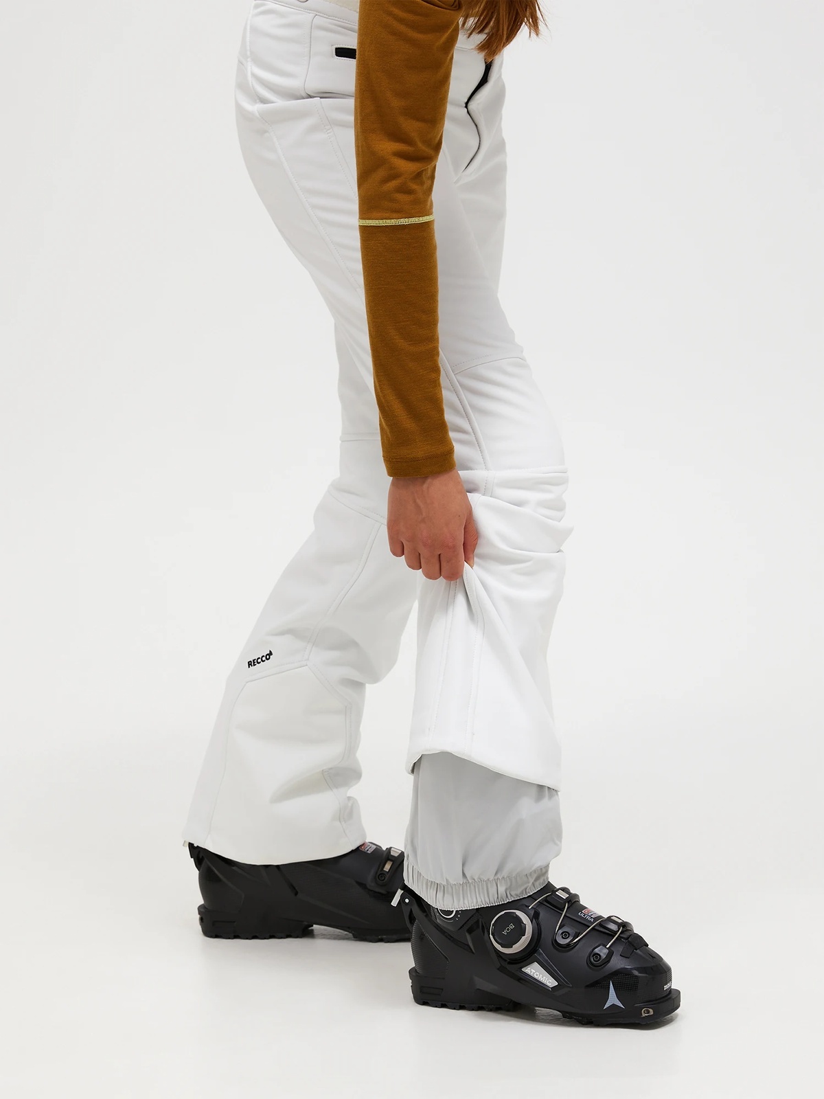 Peak Performance Stretch Pants Offwhite