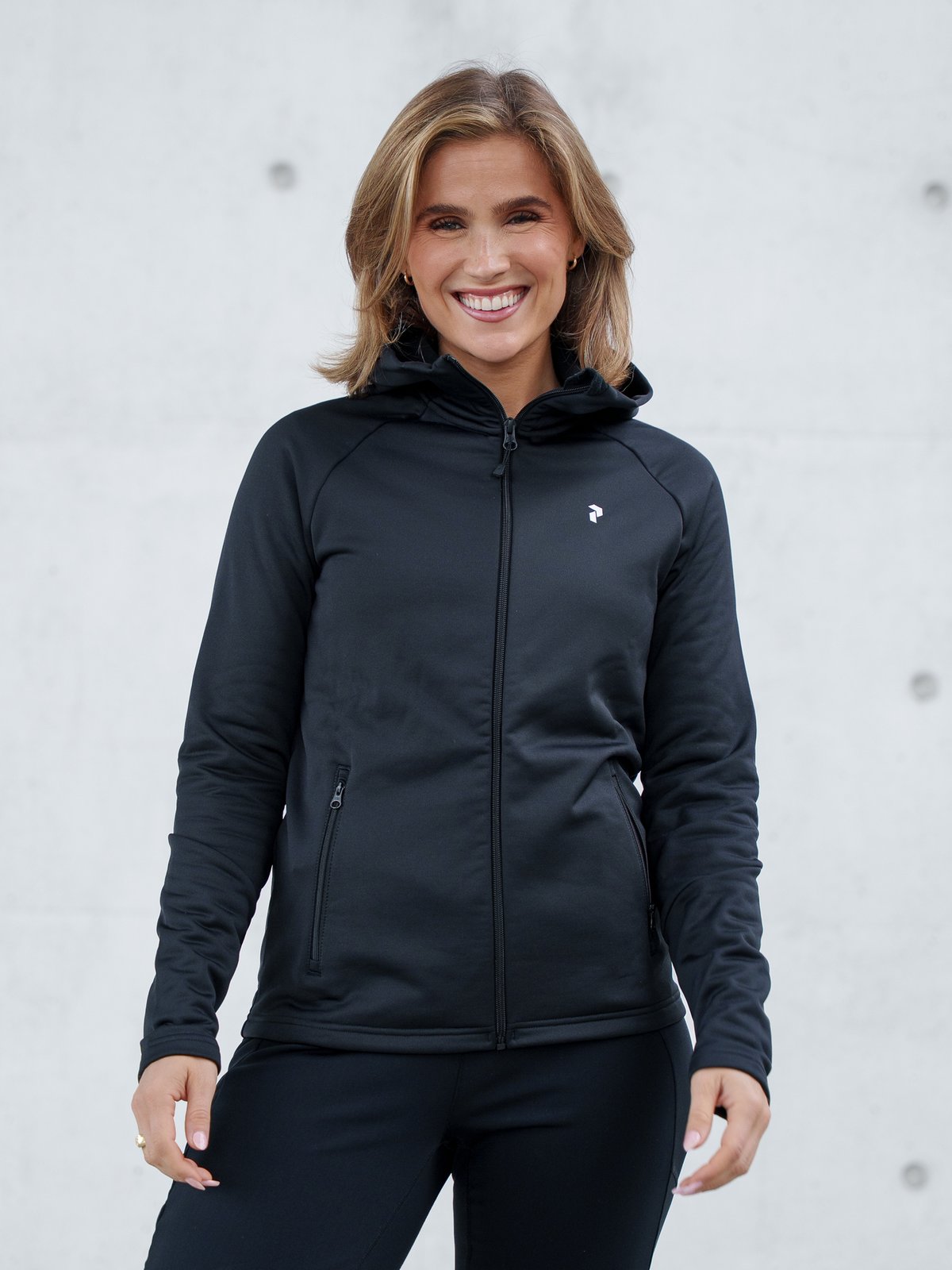 Peak Performance Rider Essentials Zip Hood Black