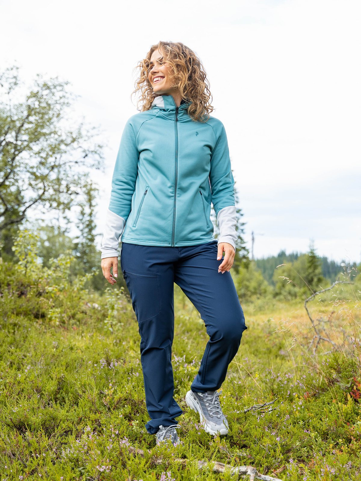 Peak Performance Rider Essentials Zip Hood Deluded Vision / Antarctica