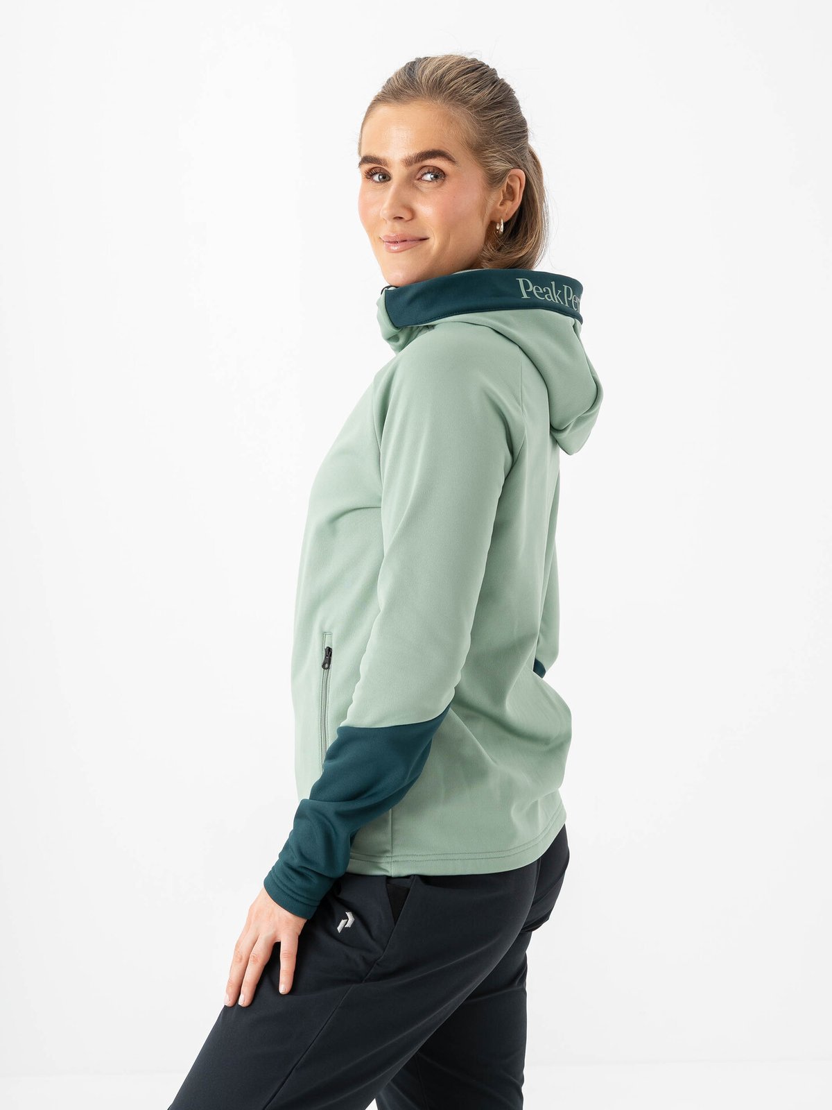 Peak Performance Rider Essentials Zip Hood Green Valley / Ponderosa Pine