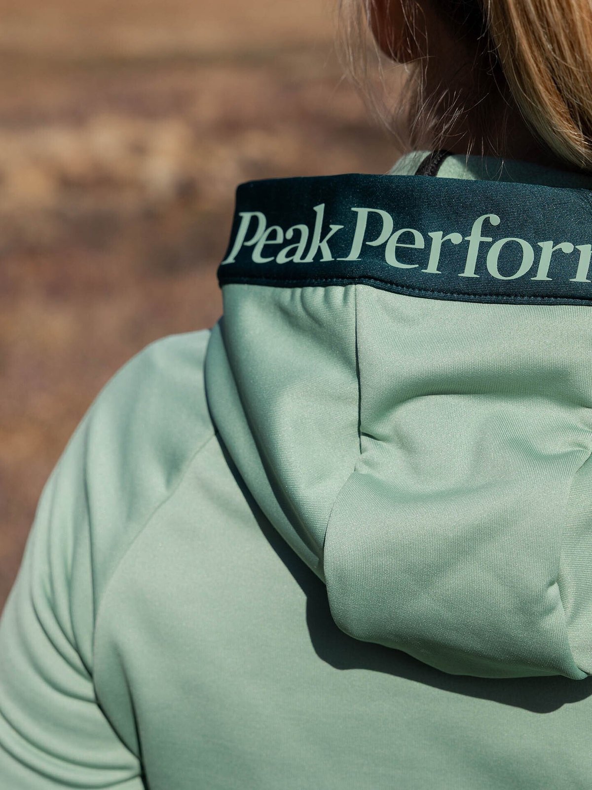 Peak Performance Rider Essentials Zip Hood Green Valley / Ponderosa Pine