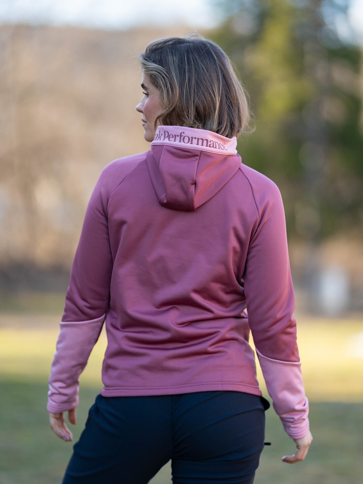 Peak Performance Rider Essentials Zip Hood Wild Rouge / Warm Blush