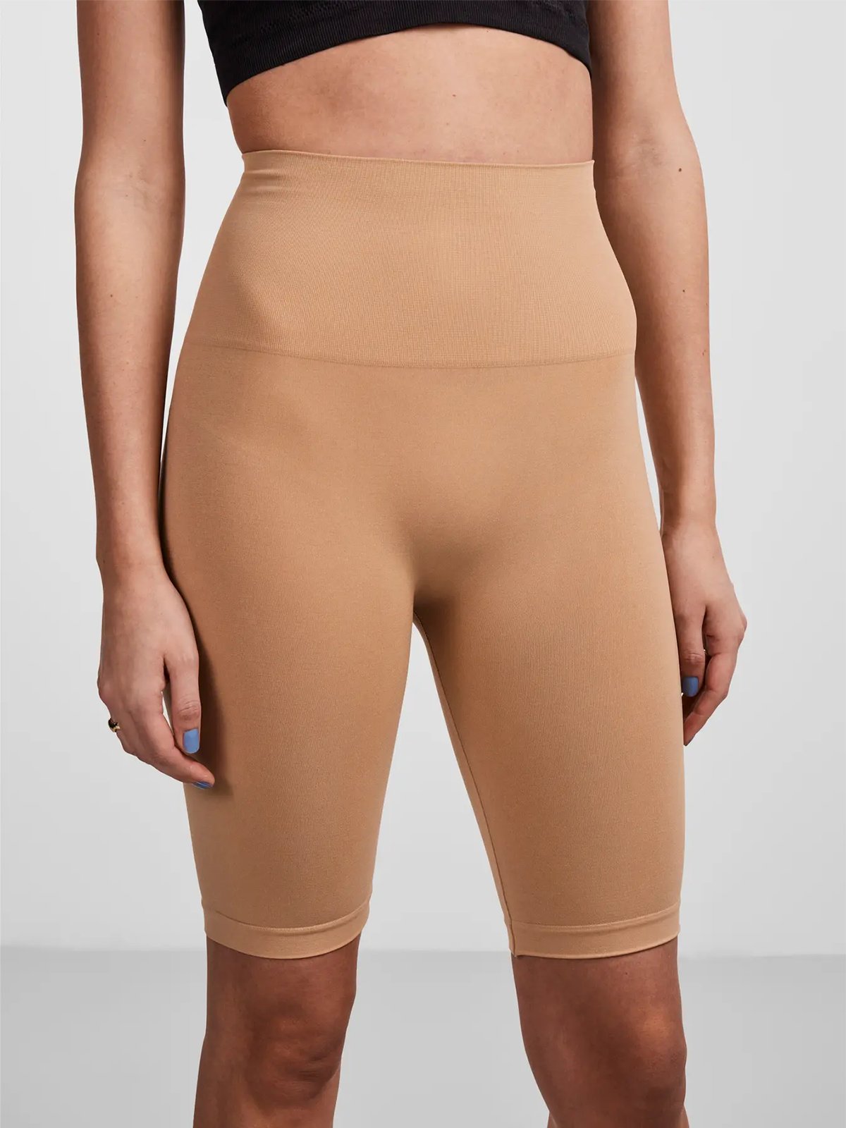 Pieces Imagine Shapewear Shorts Tan