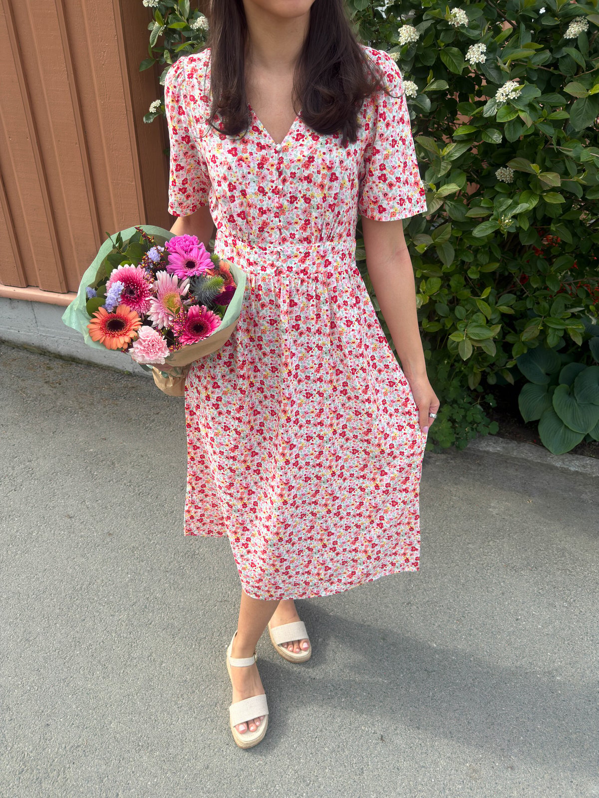 Pieces Tala Short Sleeve Midi Dress Cloud Dancer Multi Flower
