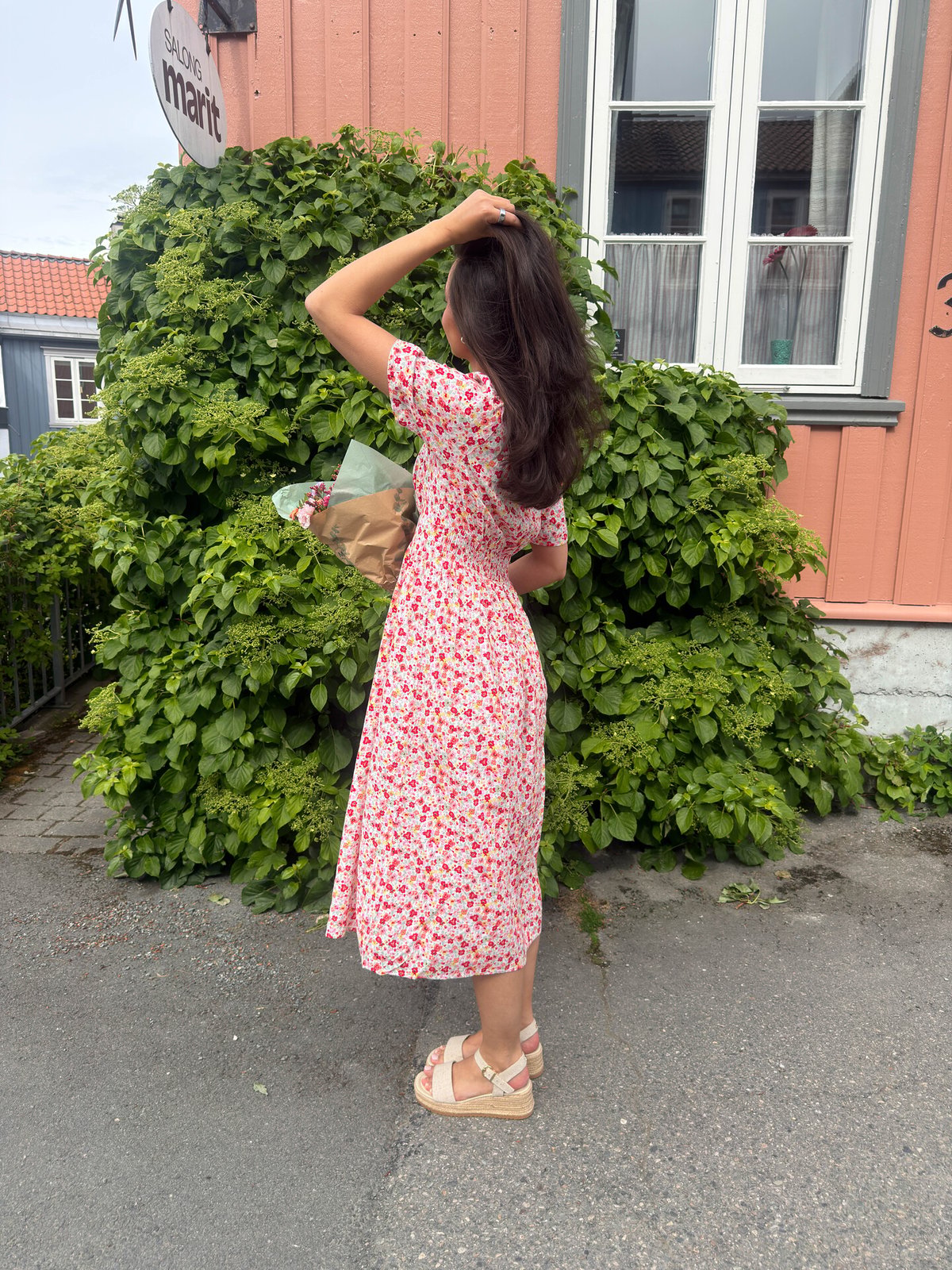 Pieces Tala Short Sleeve Midi Dress Cloud Dancer Multi Flower