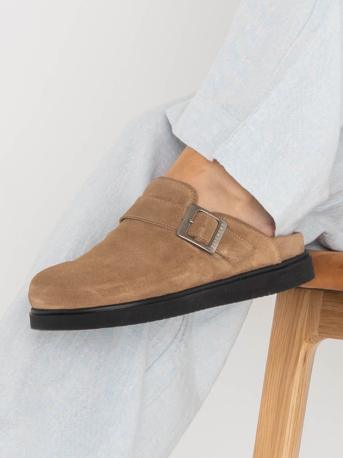 Pavement Nellie Taupe Suede