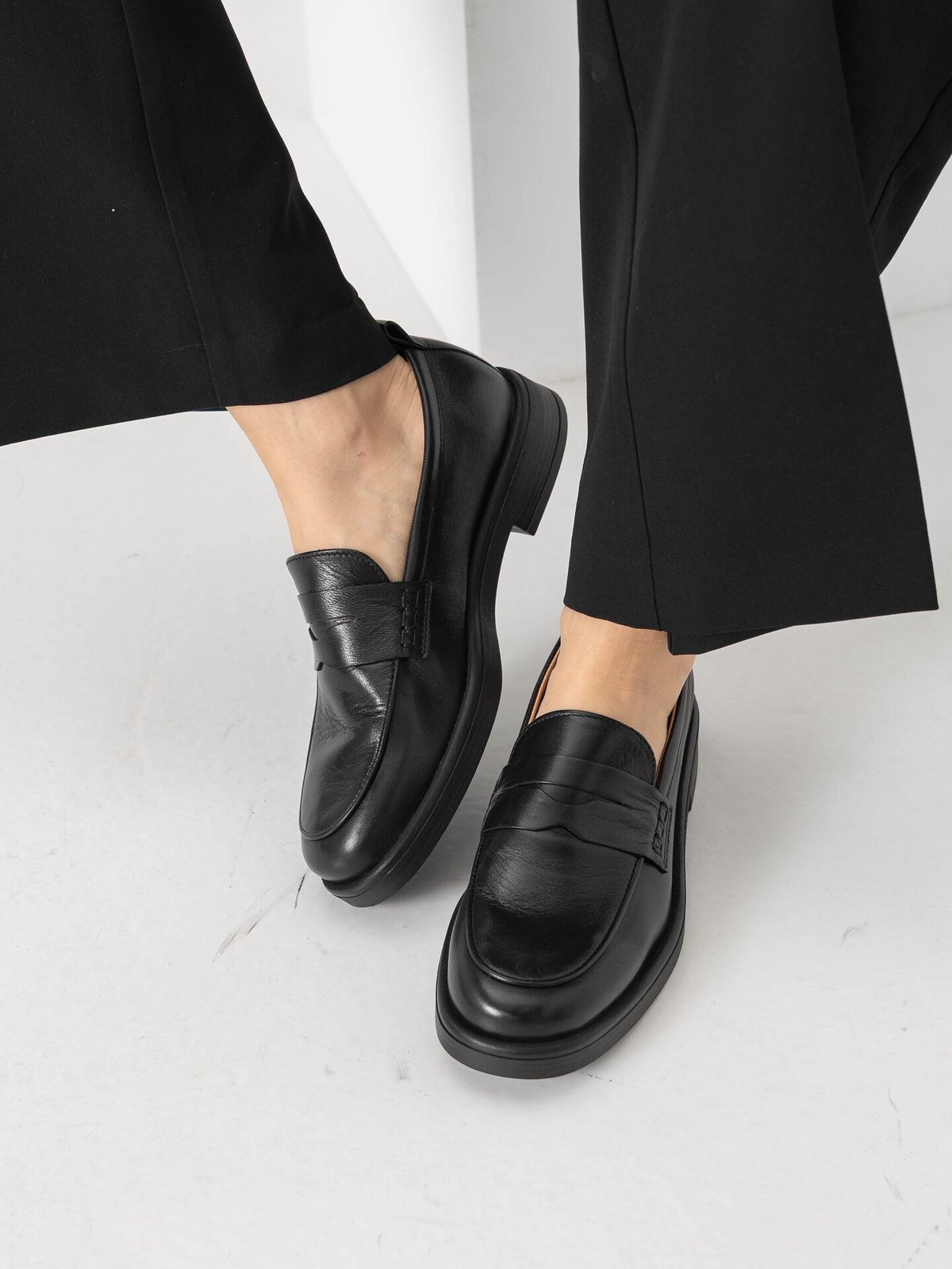 Pavement Shelly Nappa Black