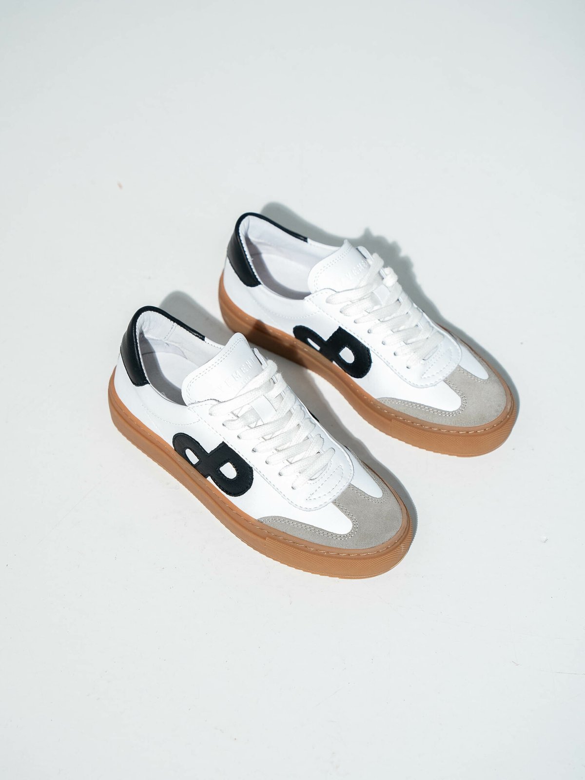 Pavement Kohia White Kombo