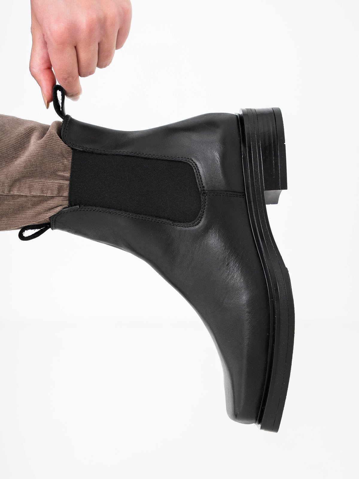 Pavement Silja Black