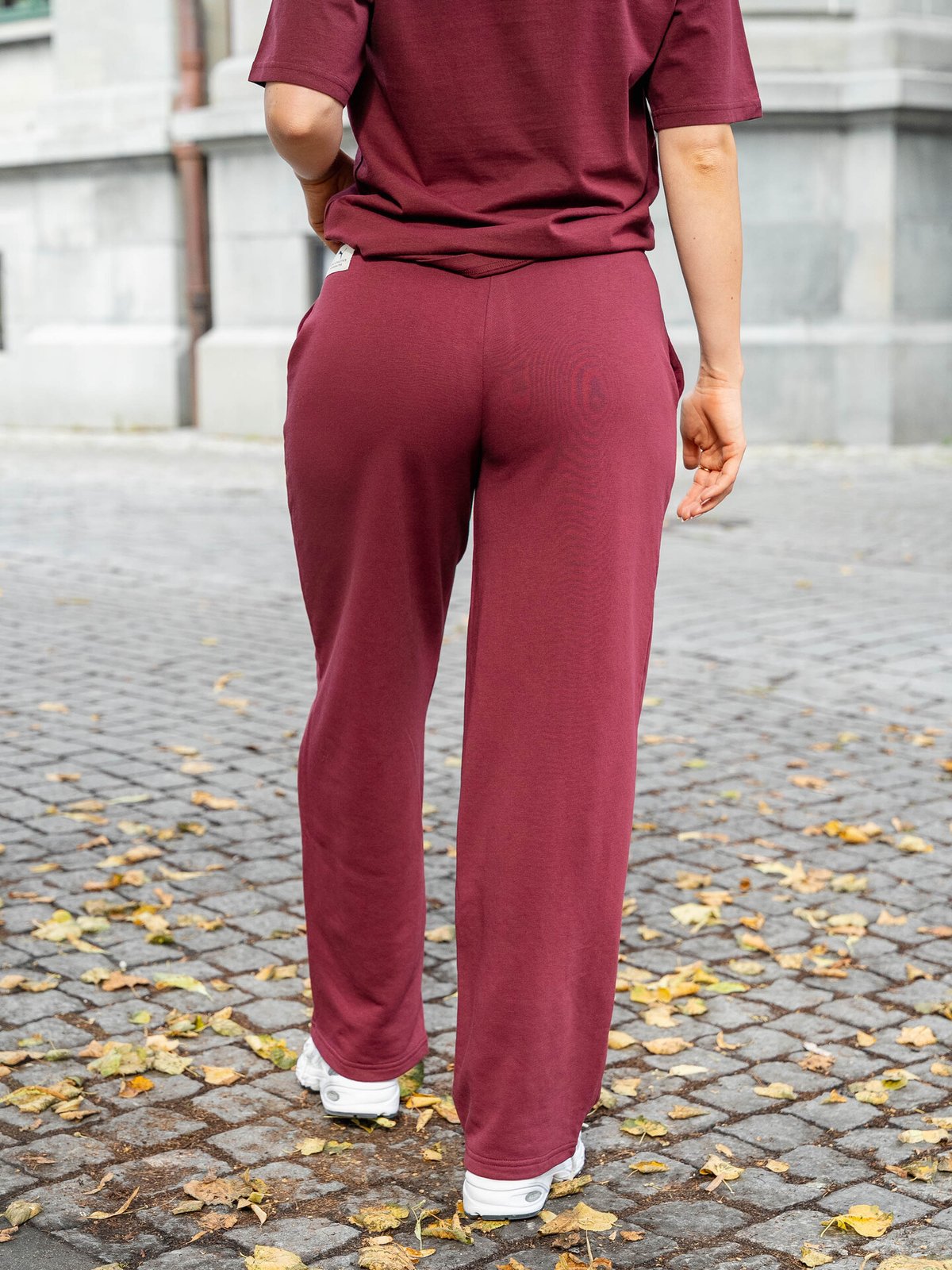 Puma Class Comfort Pinnacle HW Straight Pant Ruby Shimmer