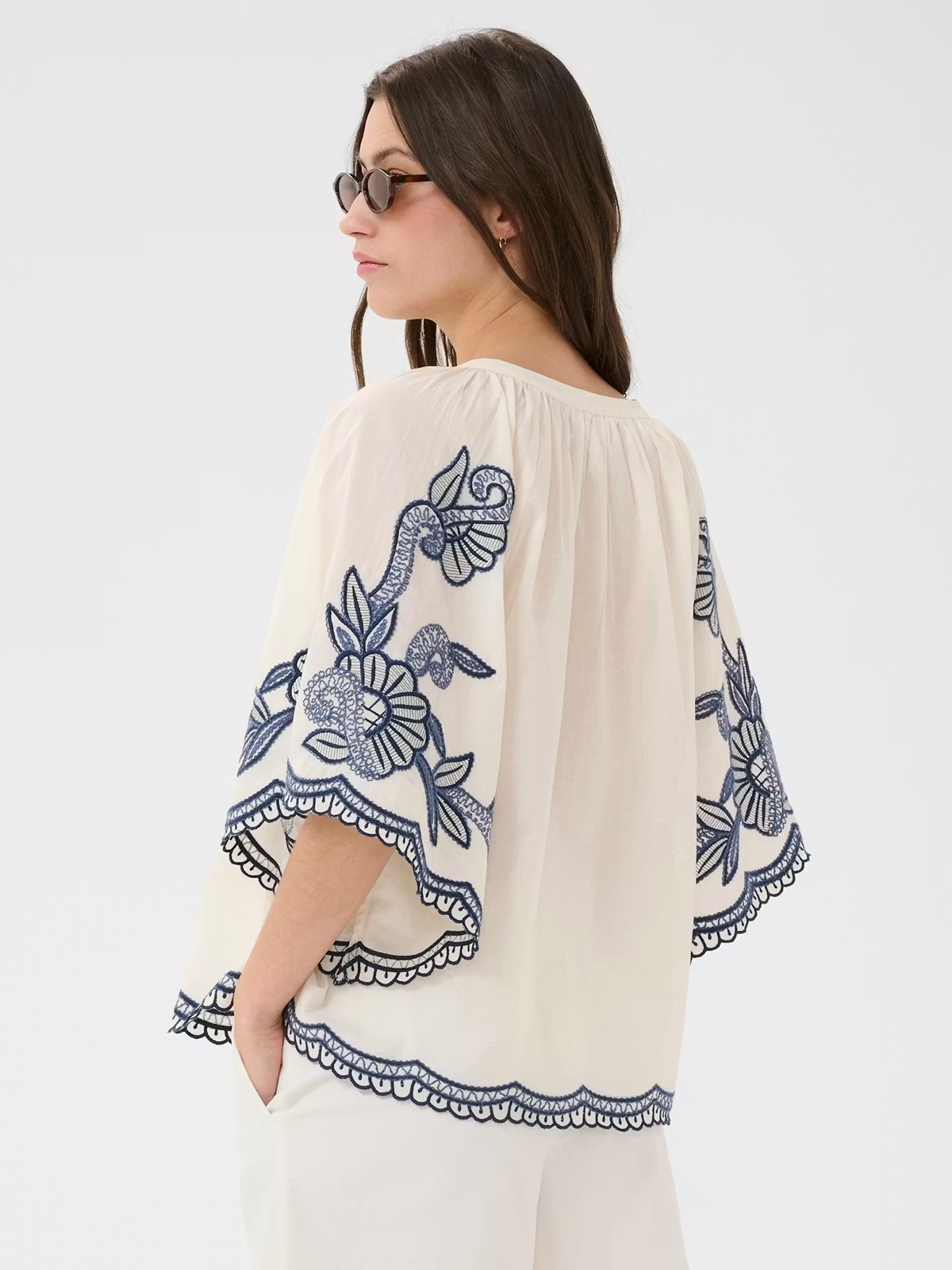 Part Two Biancha Blouse Whisper White w Blue Emb