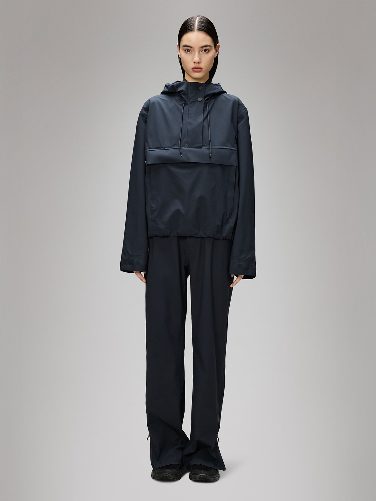 Rains Suva Hardshell Short Anorak Navy