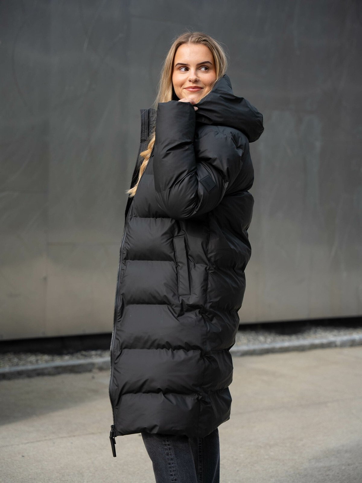 Rains Alta Longer Puffer Jacket Black
