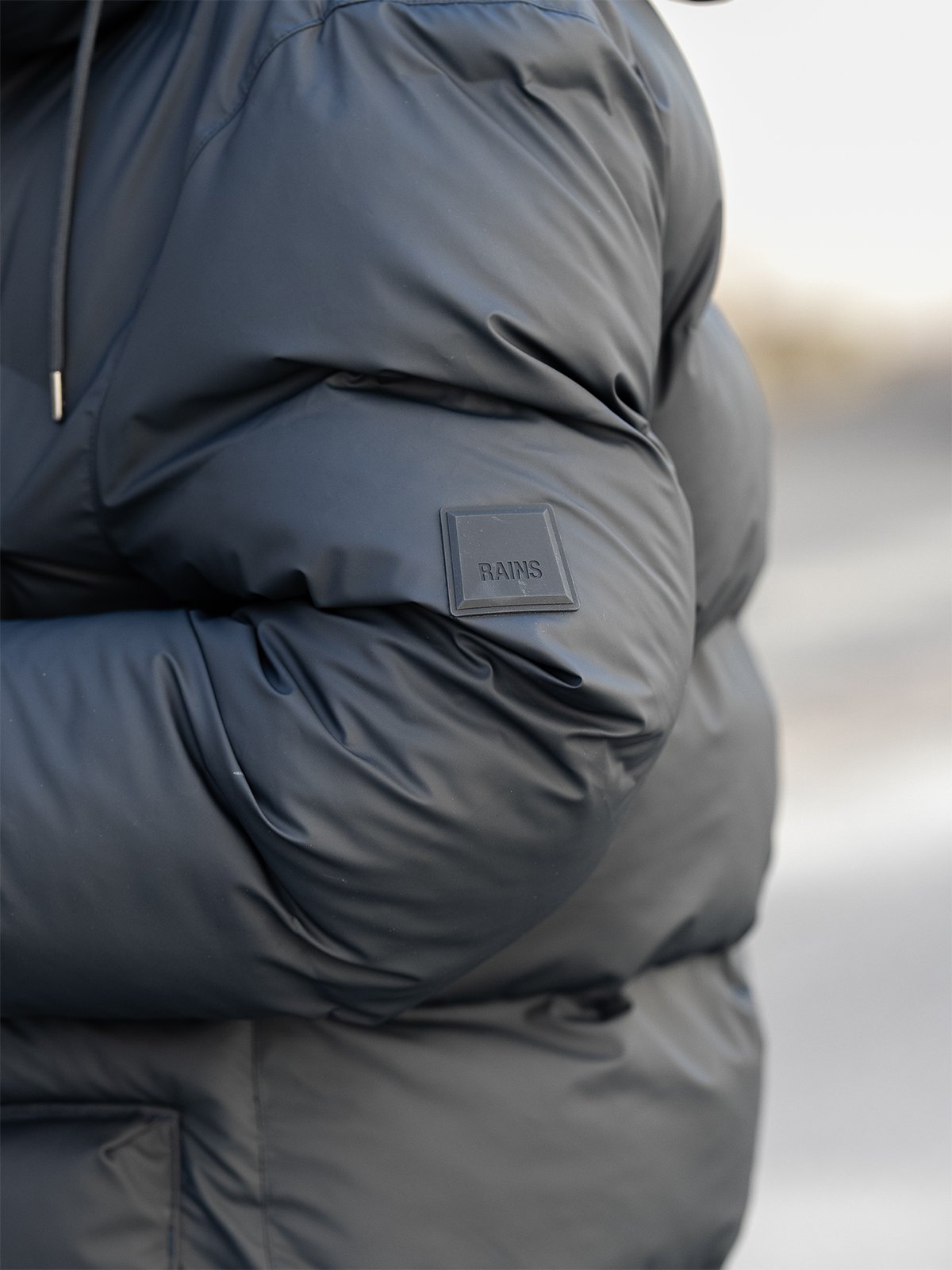 Rains Alta Long Puffer Cargo Jacket Black