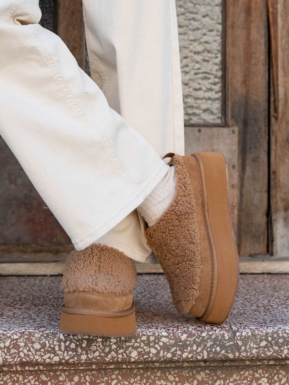 Roberto Rosso Cabot Curly Wool Cognac