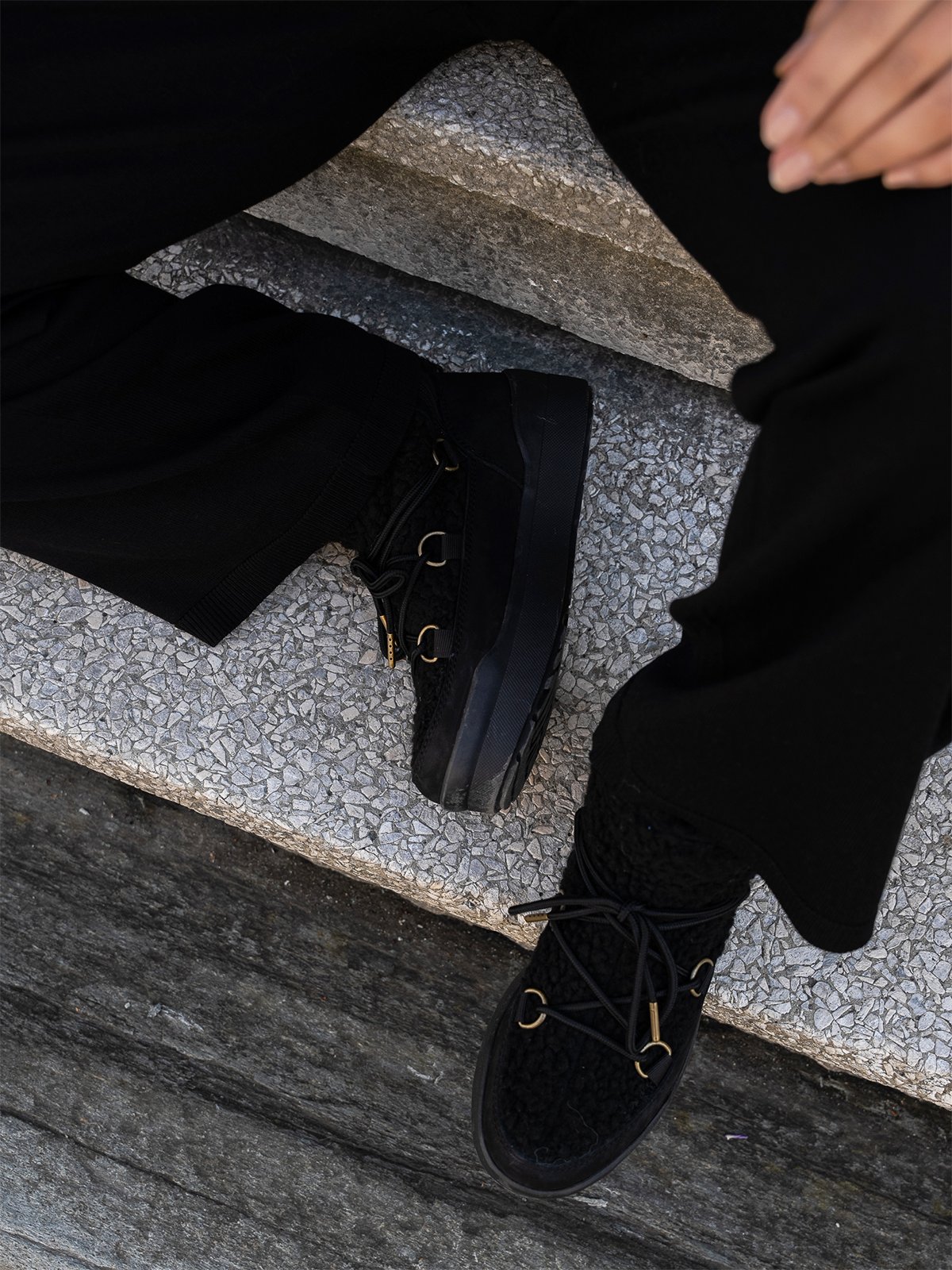 Roberto Rosso Cortina II Black