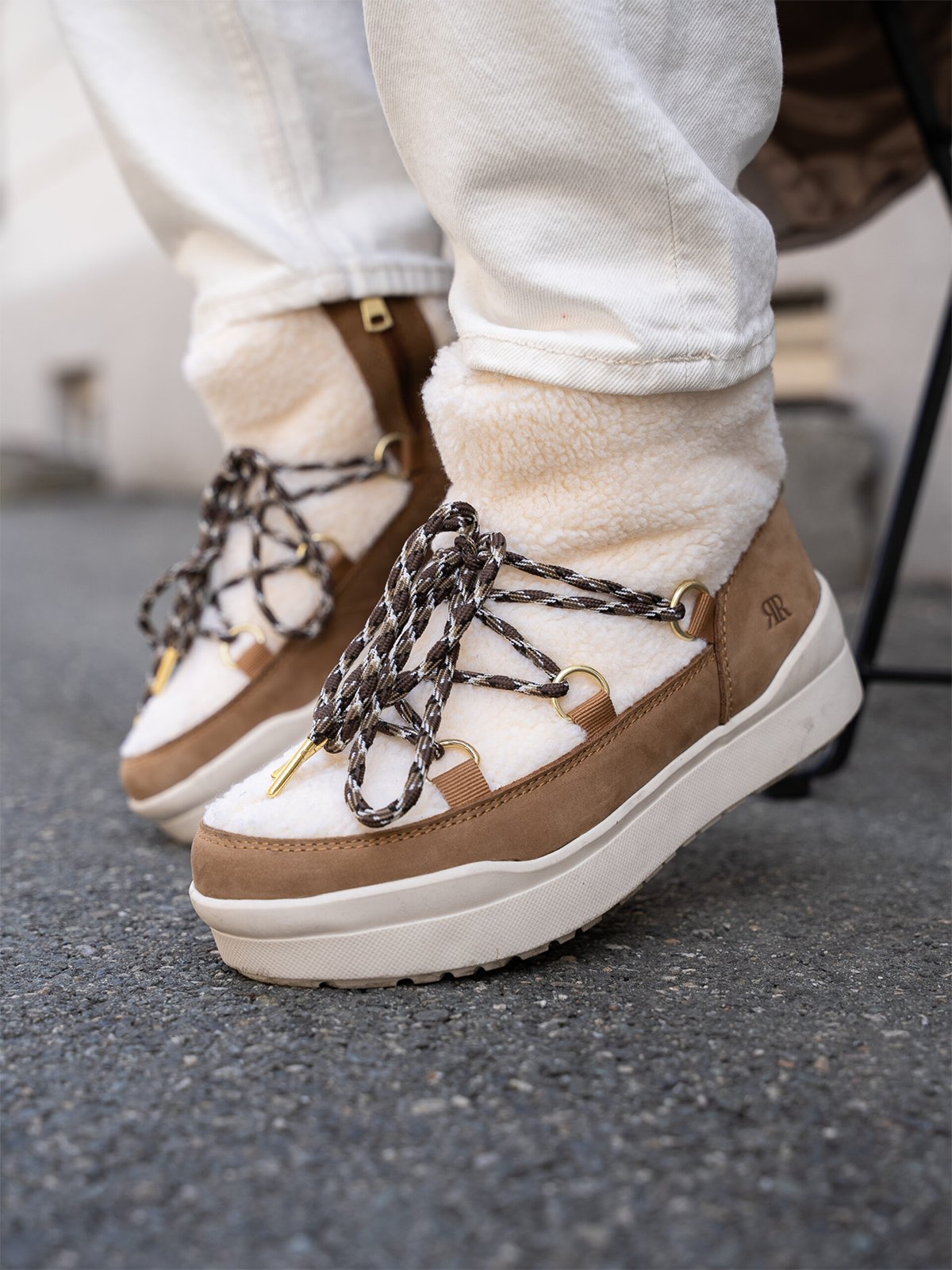 Roberto Rosso Cortina II Tan