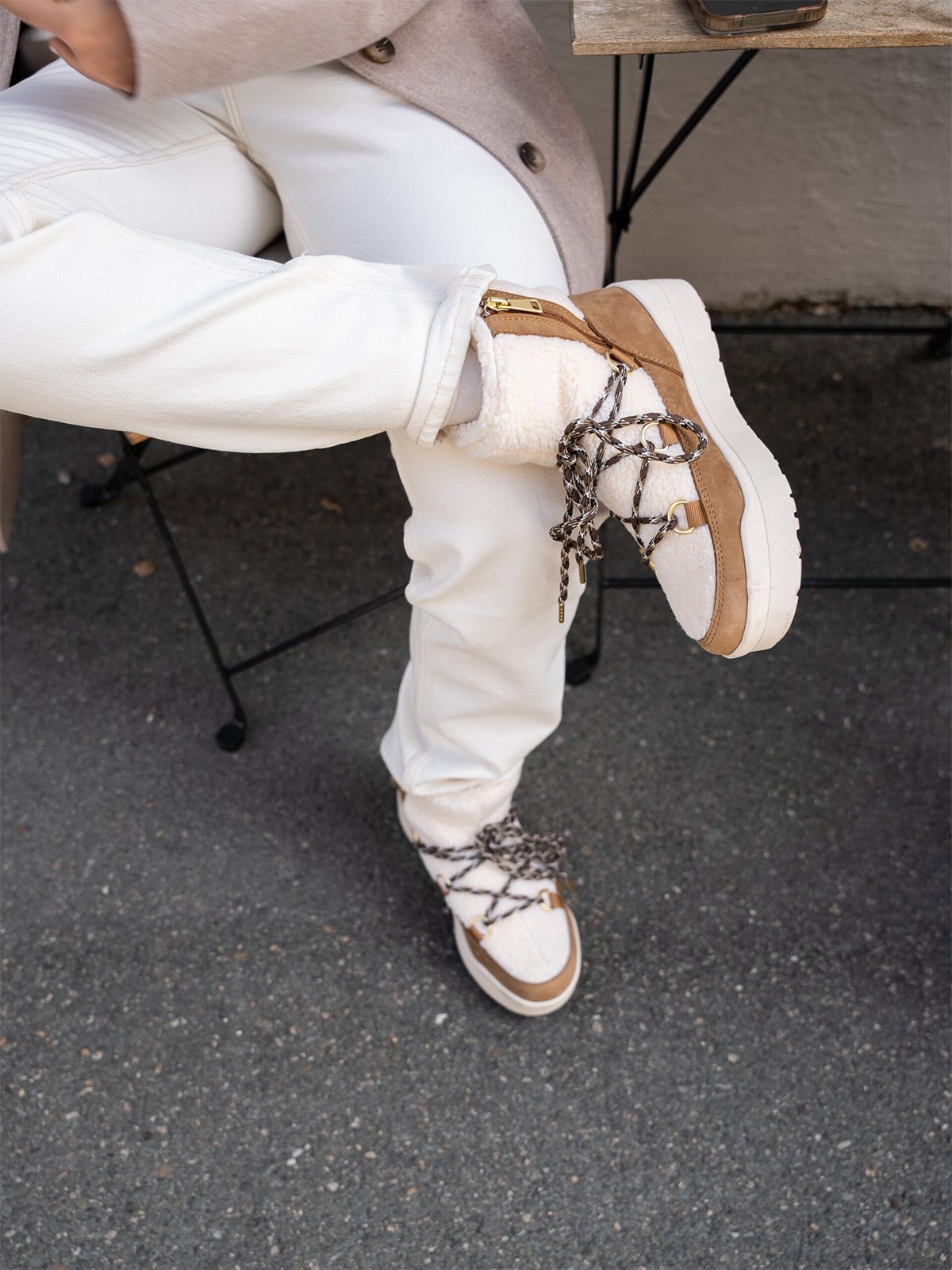 Roberto Rosso Cortina II Tan