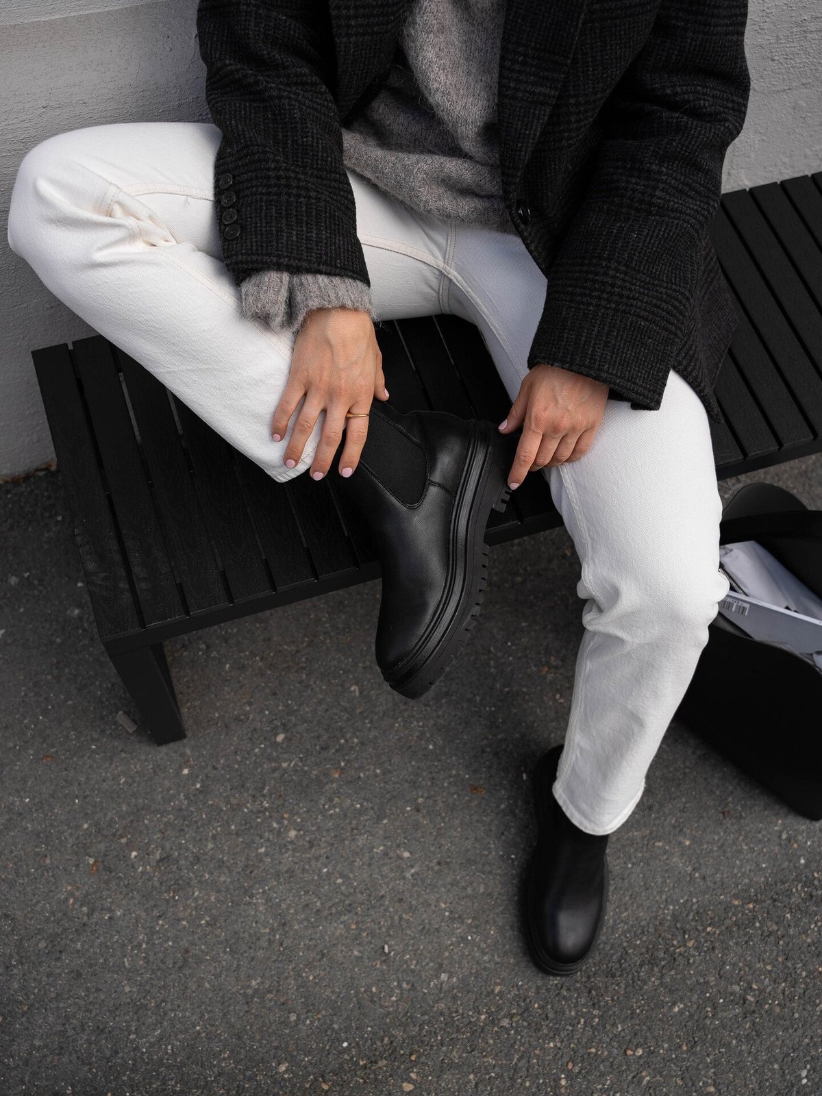 Roberto Rosso Novara Chelsea Black