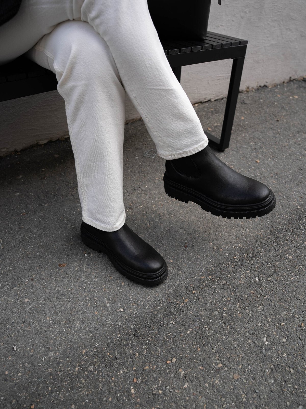 Roberto Rosso Novara Chelsea Black