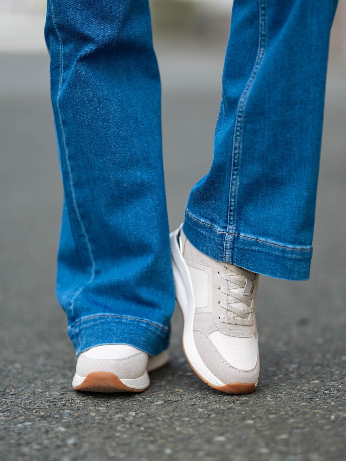 Roberto Rosso Sade Wedge Sneaker Beige