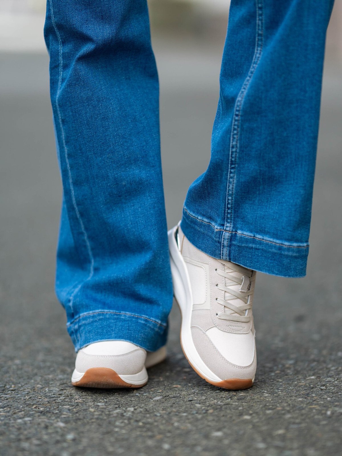 Roberto Rosso Sade Wedge Sneaker Beige