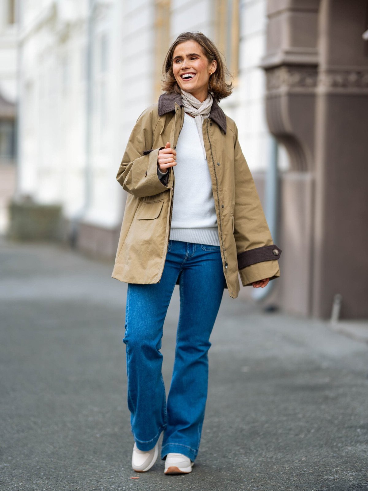 Roberto Rosso Sade Wedge Sneaker Beige