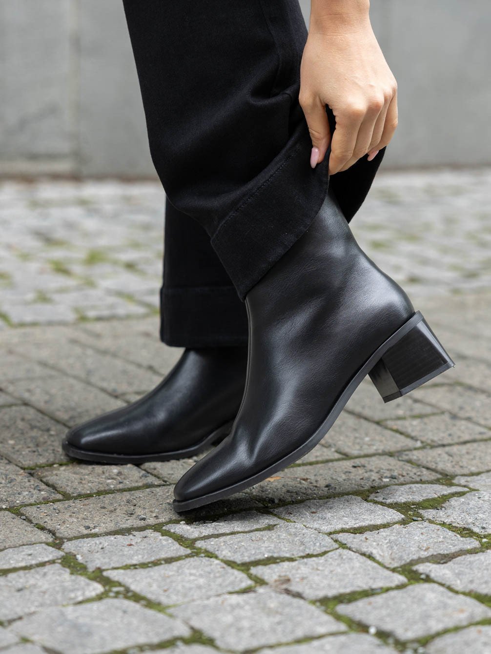Roberto Rosso Serra Black