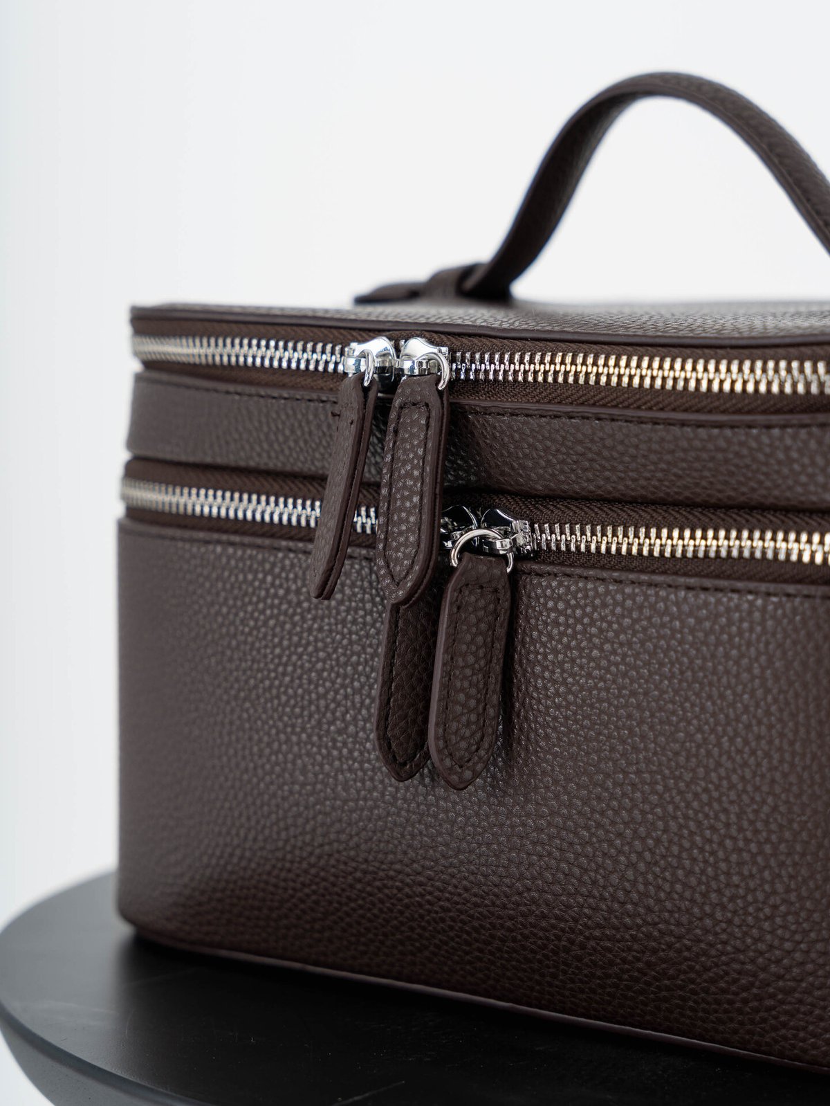 Roberto Rosso Terra Beauty Cosmetic Bag Dark Brown