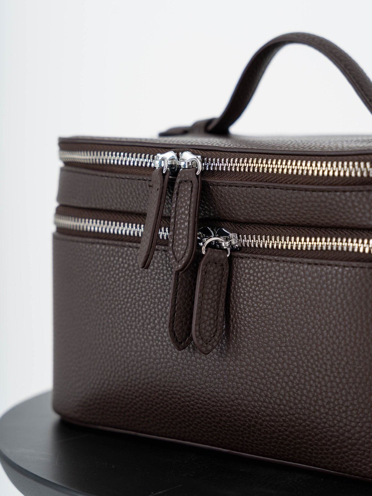 Roberto Rosso Terra Beauty Cosmetic Bag Dark Brown