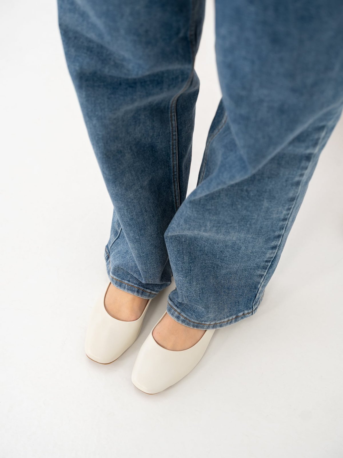Roberto Rosso Trieste Ballerina Leather Creme
