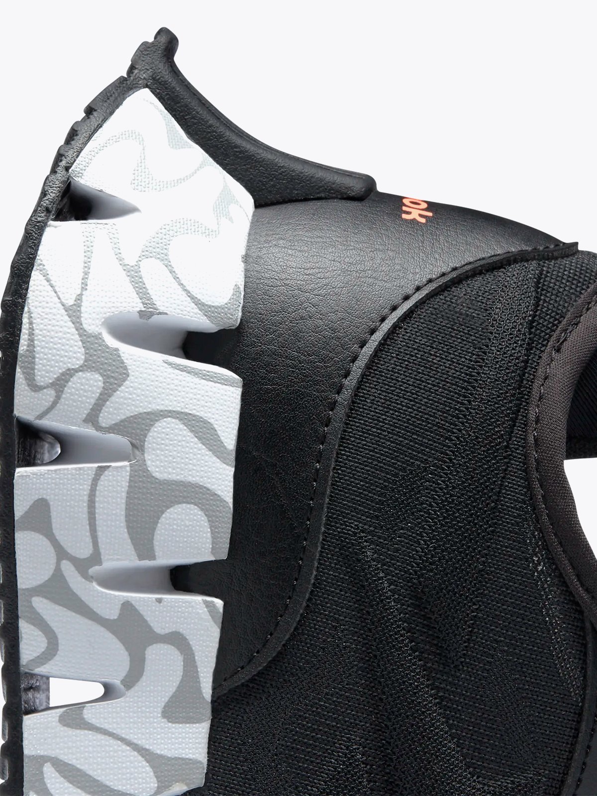 Reebok Zig Dynamica 3 Core Black / Cold Grey 7 / White