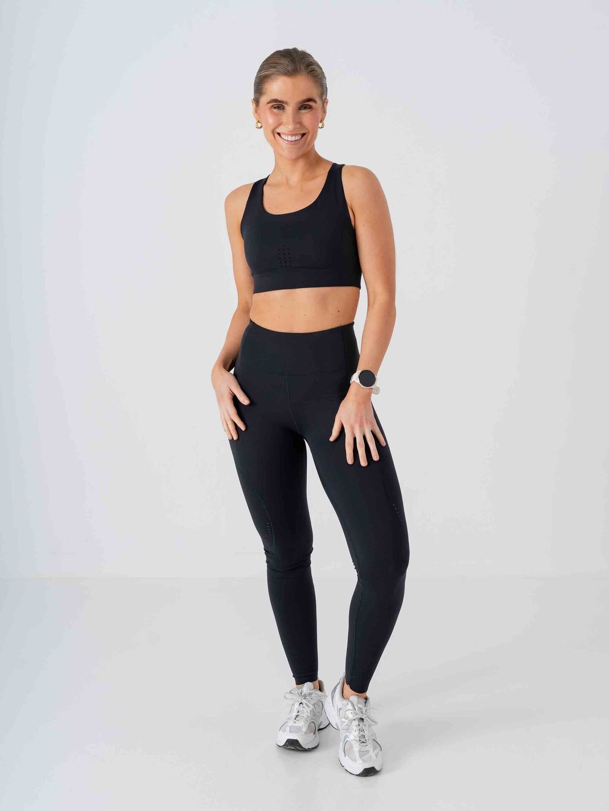 Röhnisch Weightless Adjuster Sportsbra Black