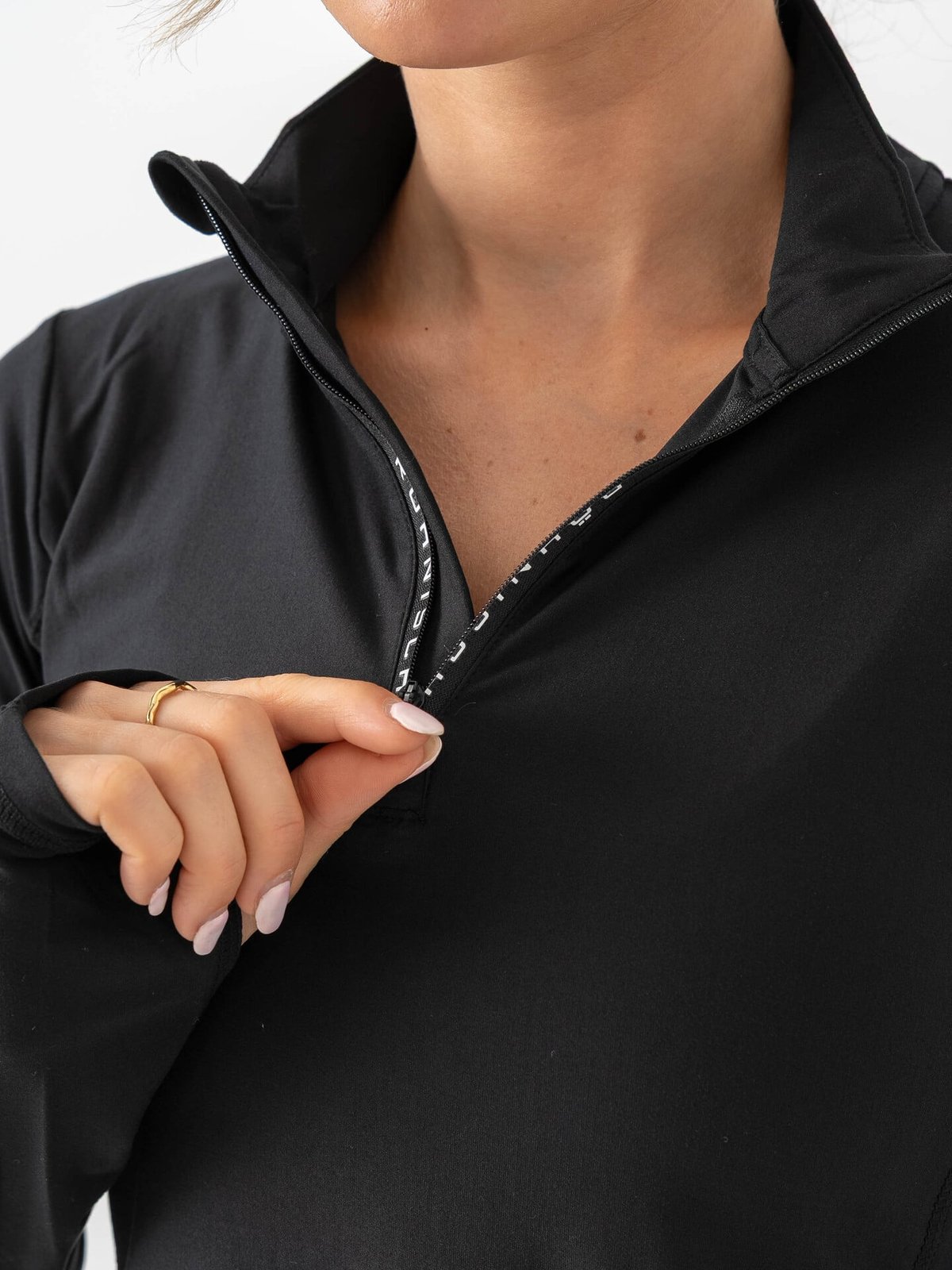 Röhnisch Midlayer Half Zip Sort