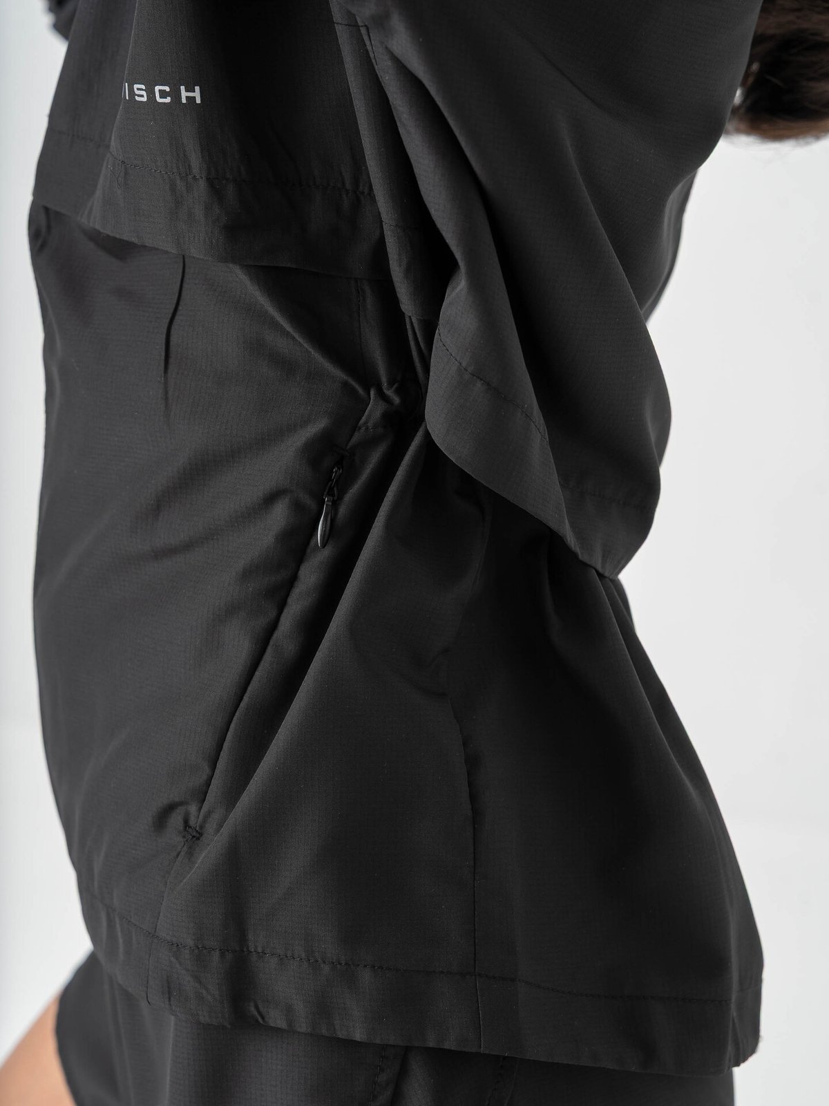 Röhnisch Wind Shield Run Jacket Black