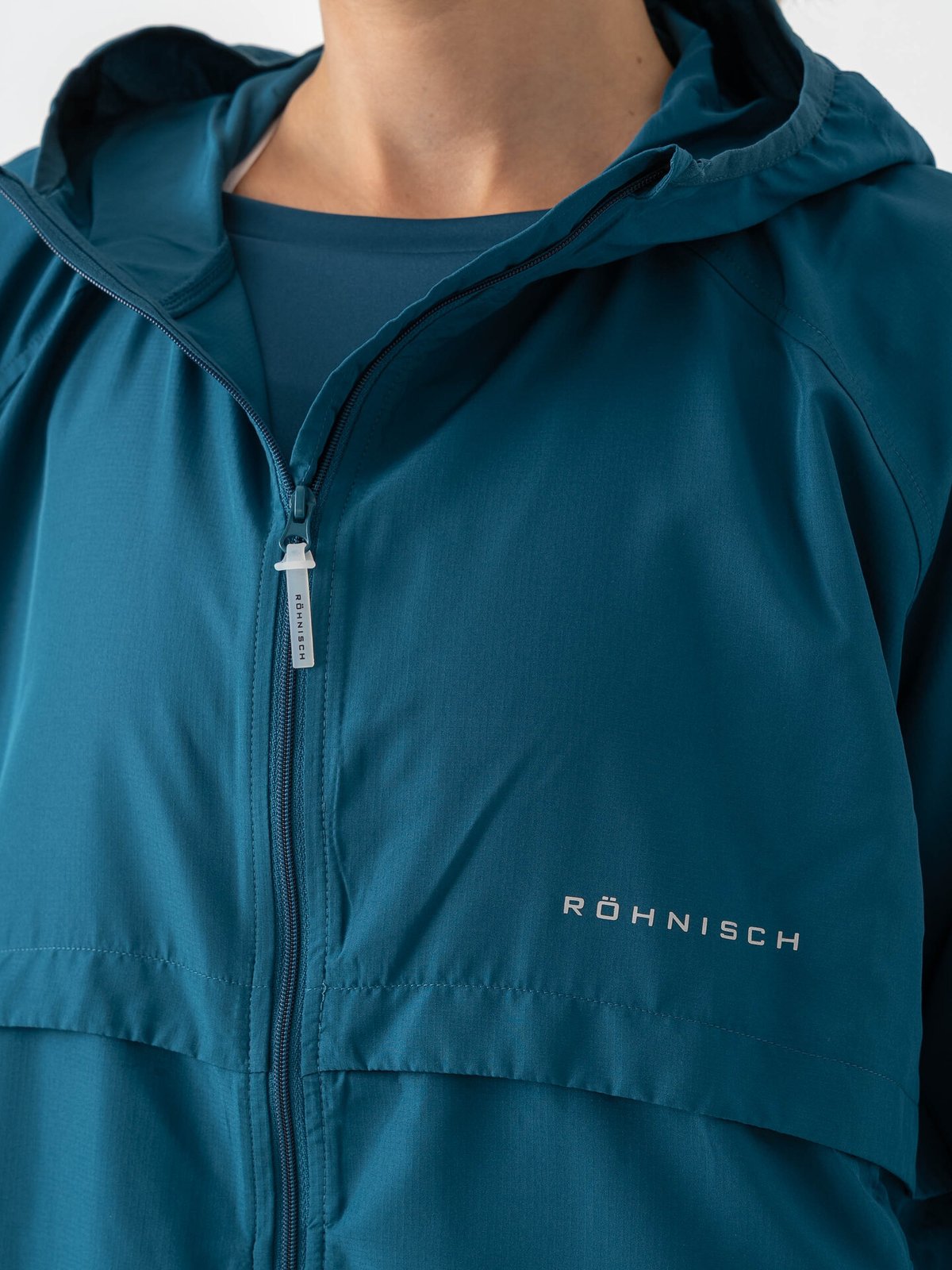 Röhnisch Wind Shield Run Jacket Legion Blue
