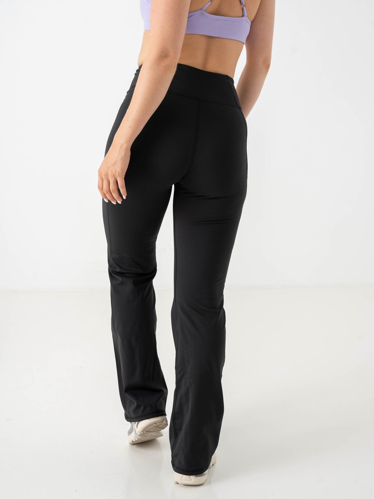Röhnisch Thermaflow Flare High Waist Tights Sort