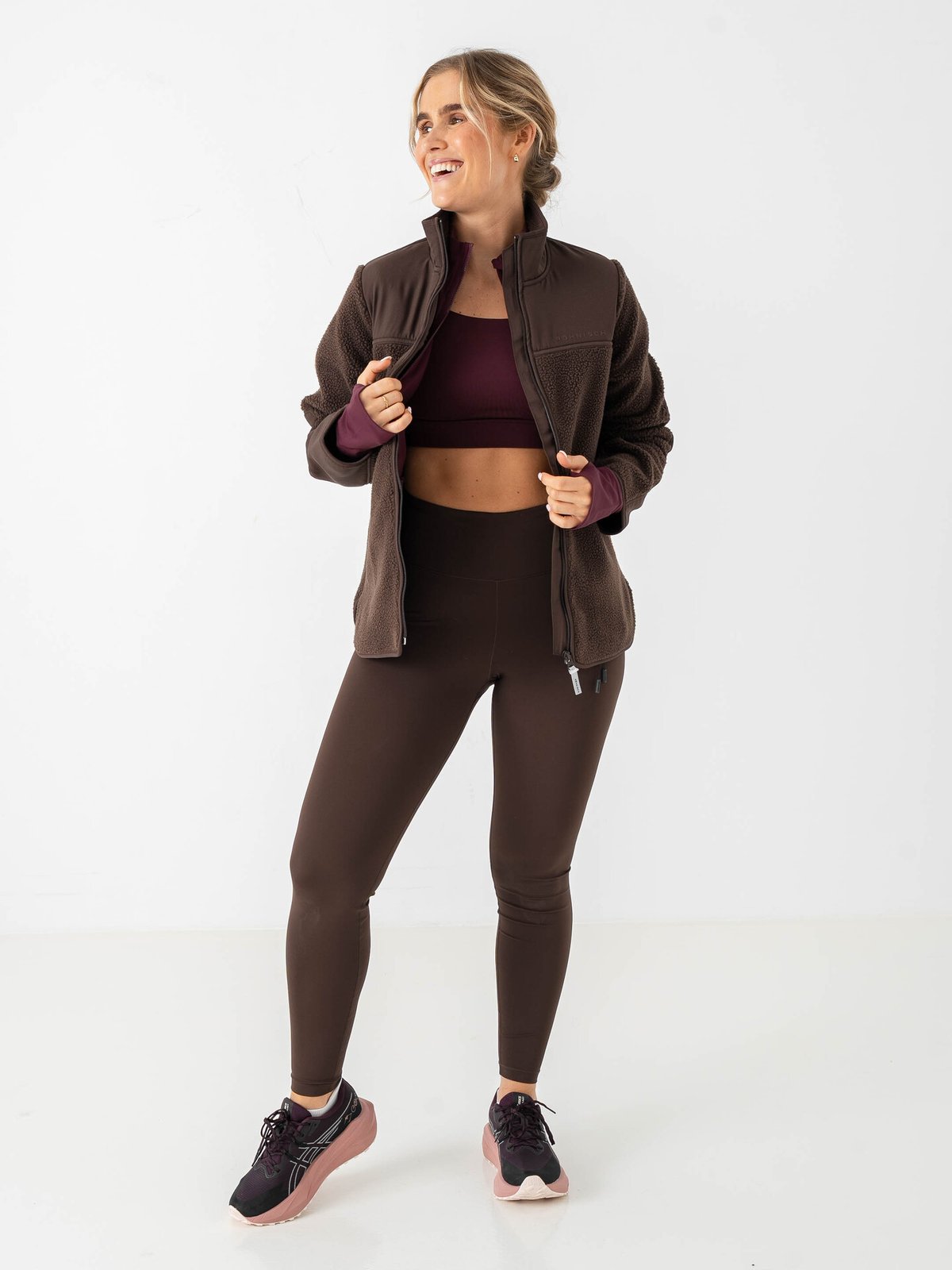 Röhnisch Phoebe Pile Jacket Brun