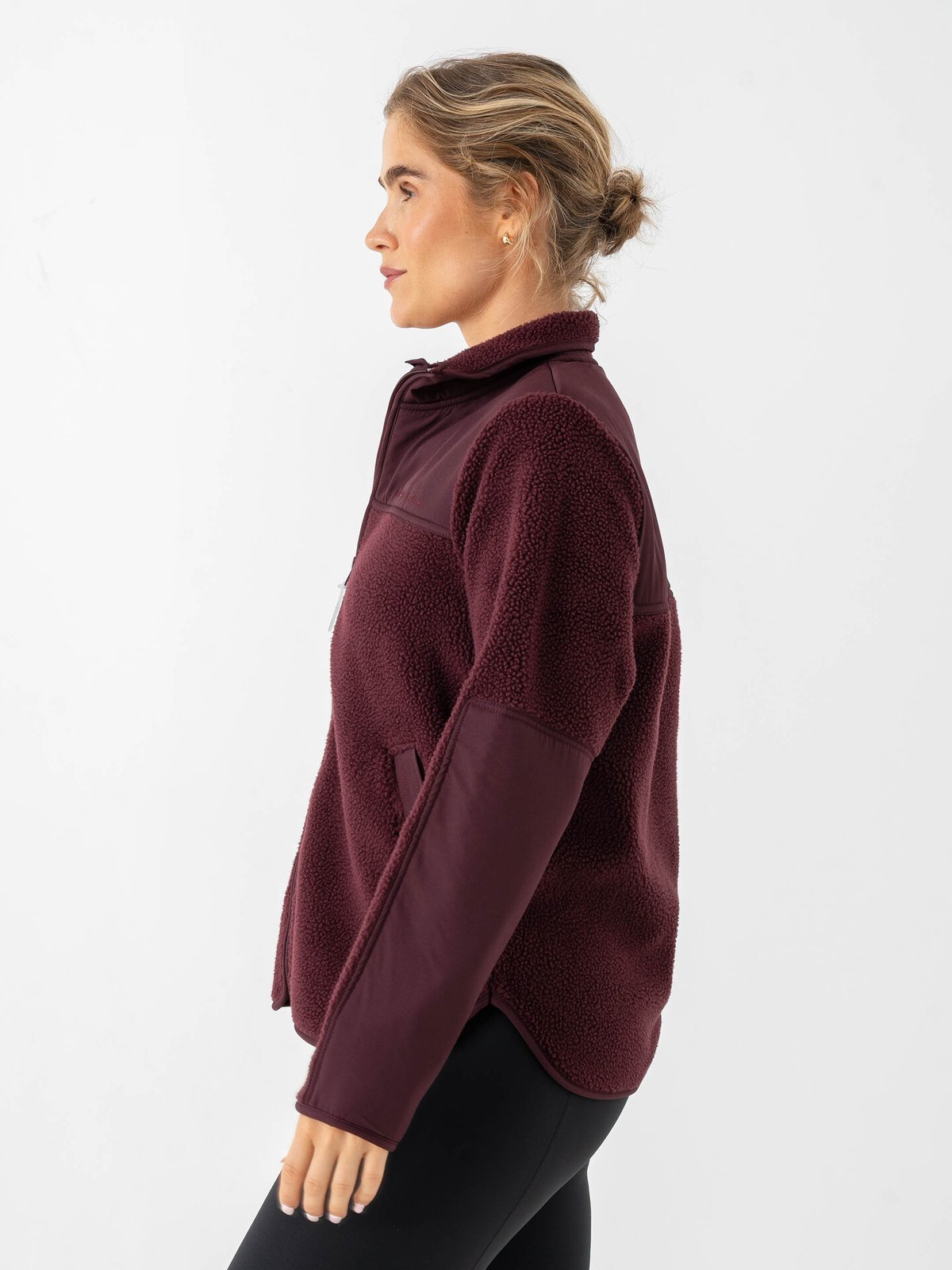 Röhnisch Phoebe Pile Jacket Burgunder
