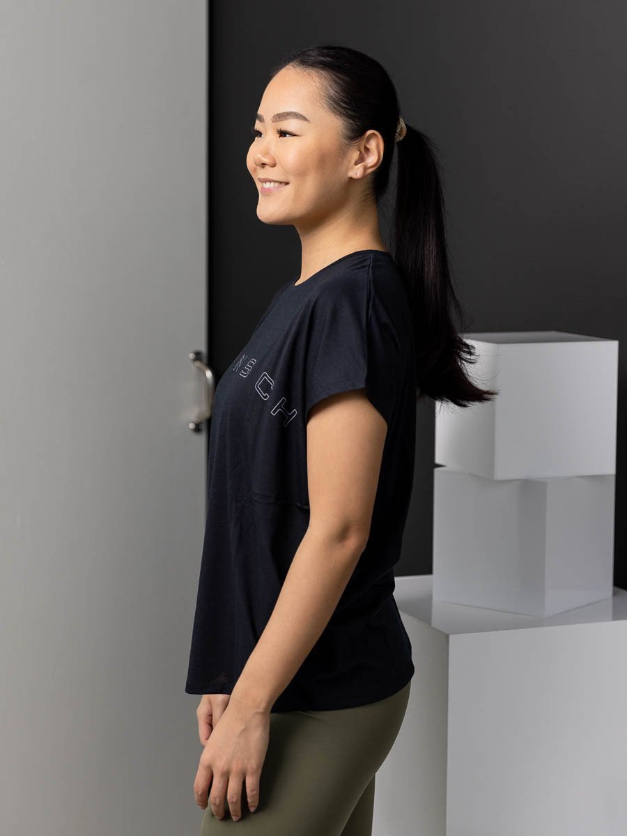 Röhnisch Clara Loose Tee Black