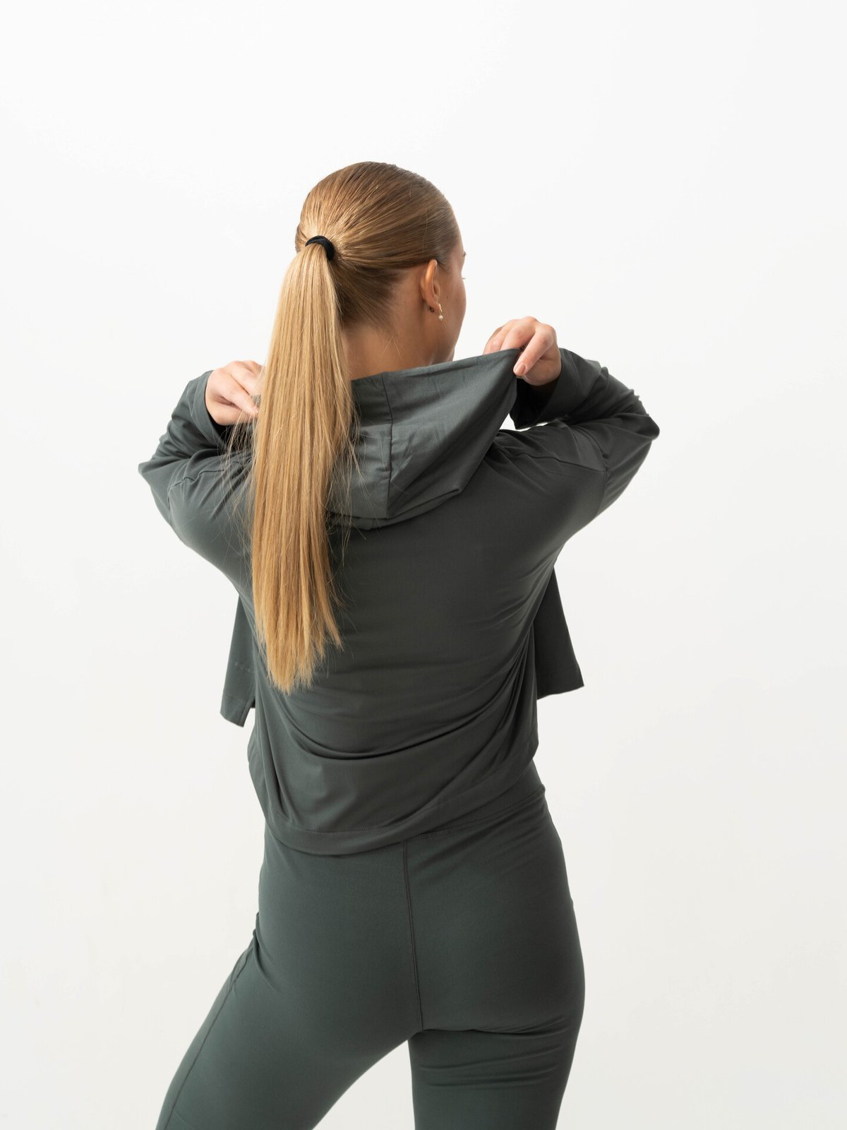 Röhnisch Soft Cropped Hoodie Urban Chic