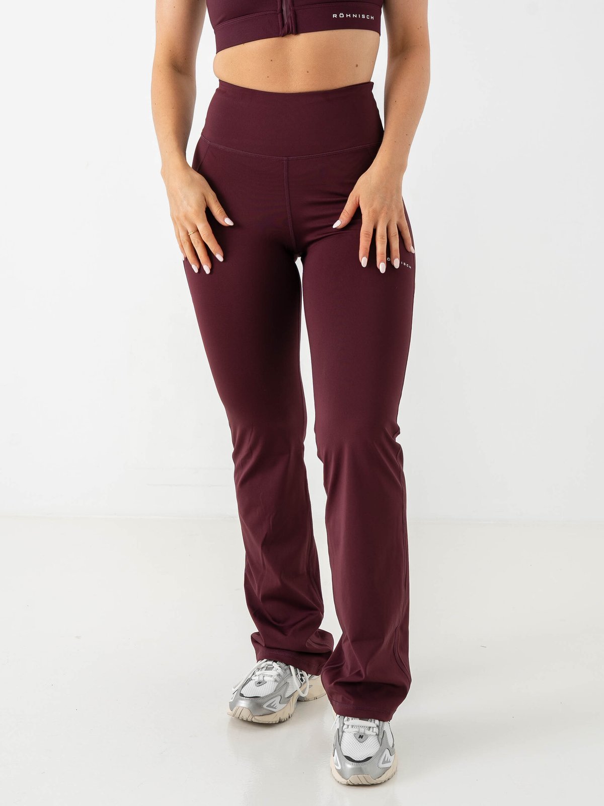 Röhnisch Flattering High Waist Pants Burgunder