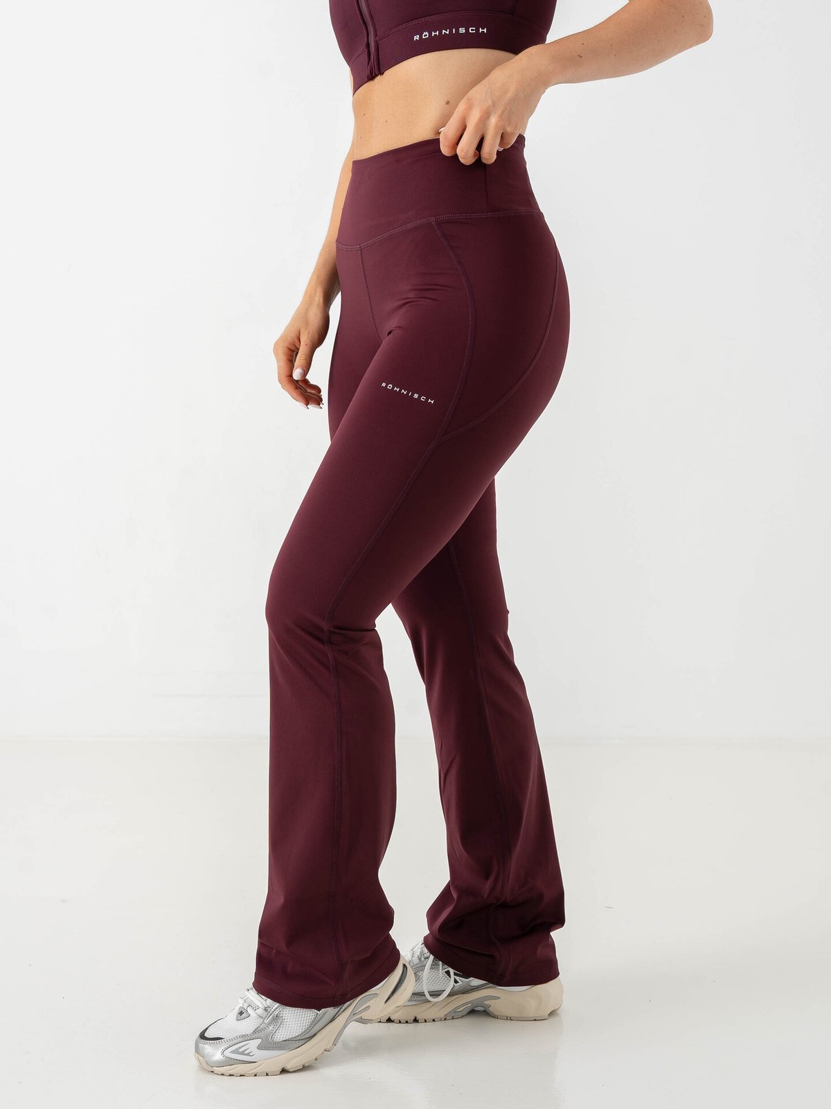 Röhnisch Flattering High Waist Pants Burgunder