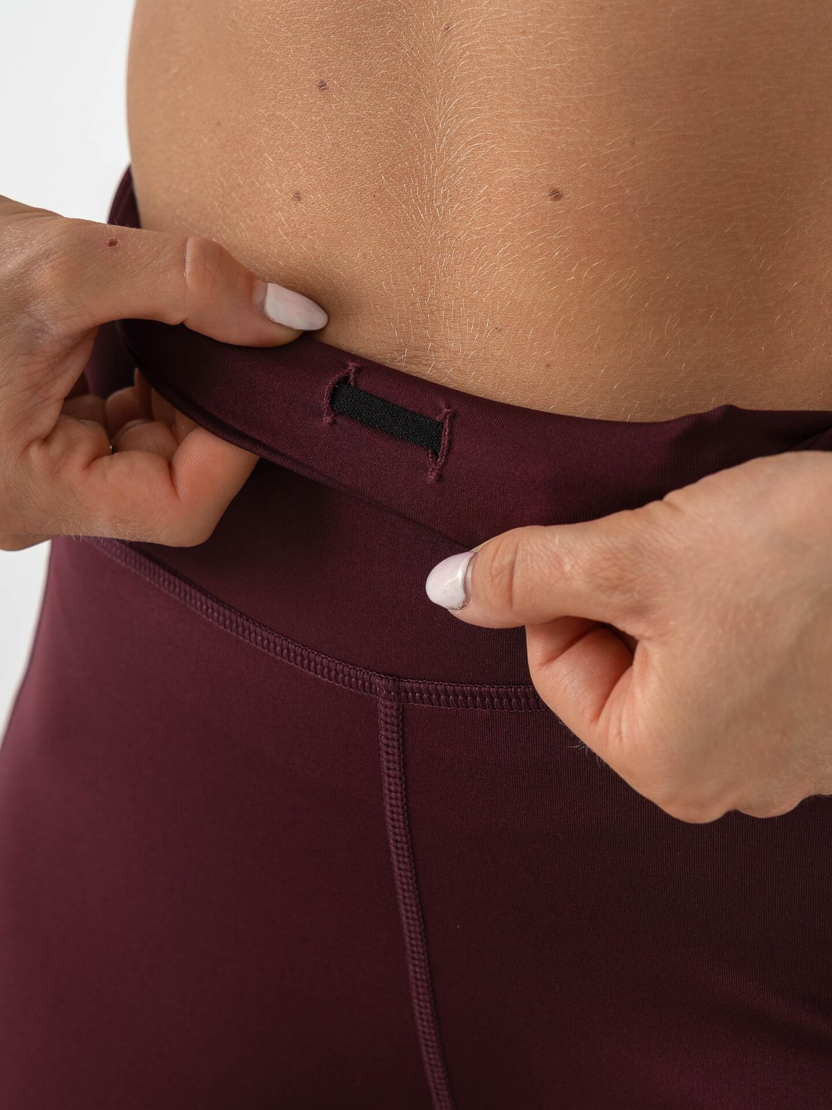 Röhnisch Flattering High Waist Pants Burgunder