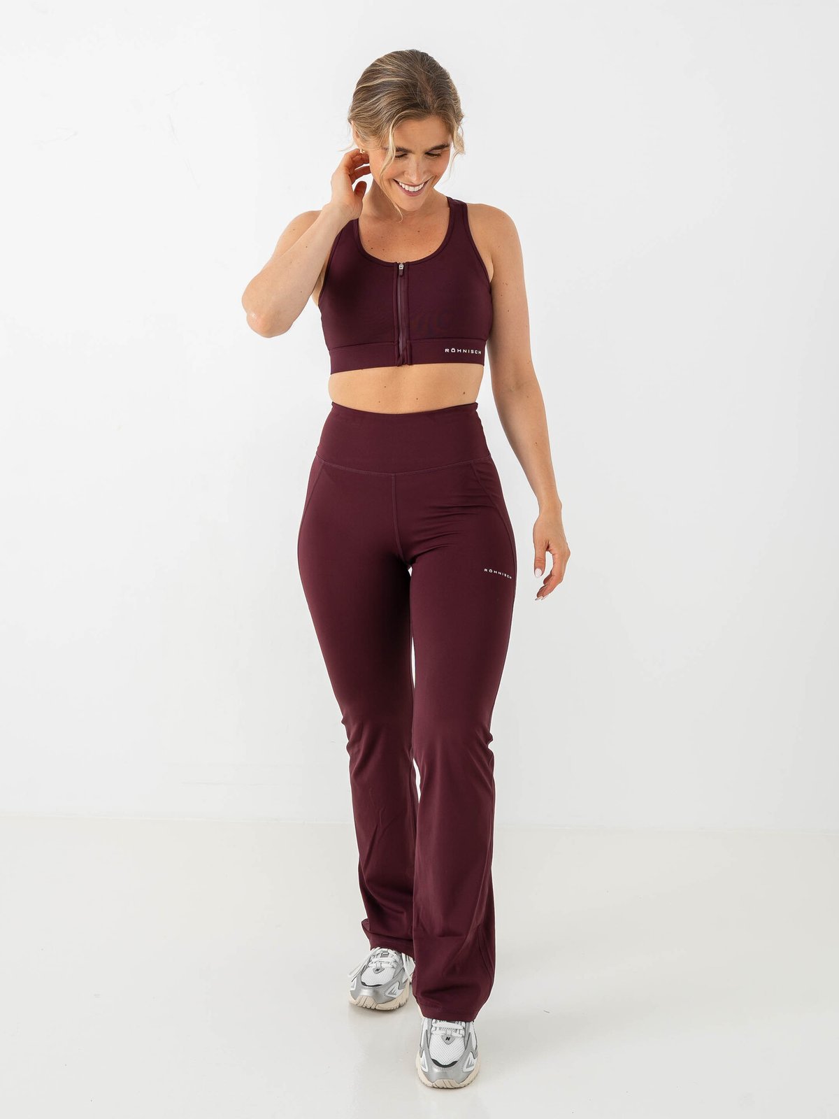 Röhnisch Flattering High Waist Pants Burgunder